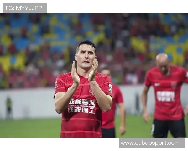 媒体人透露上海海港与安永佳尚未达成协议周定洋仍是首选目标